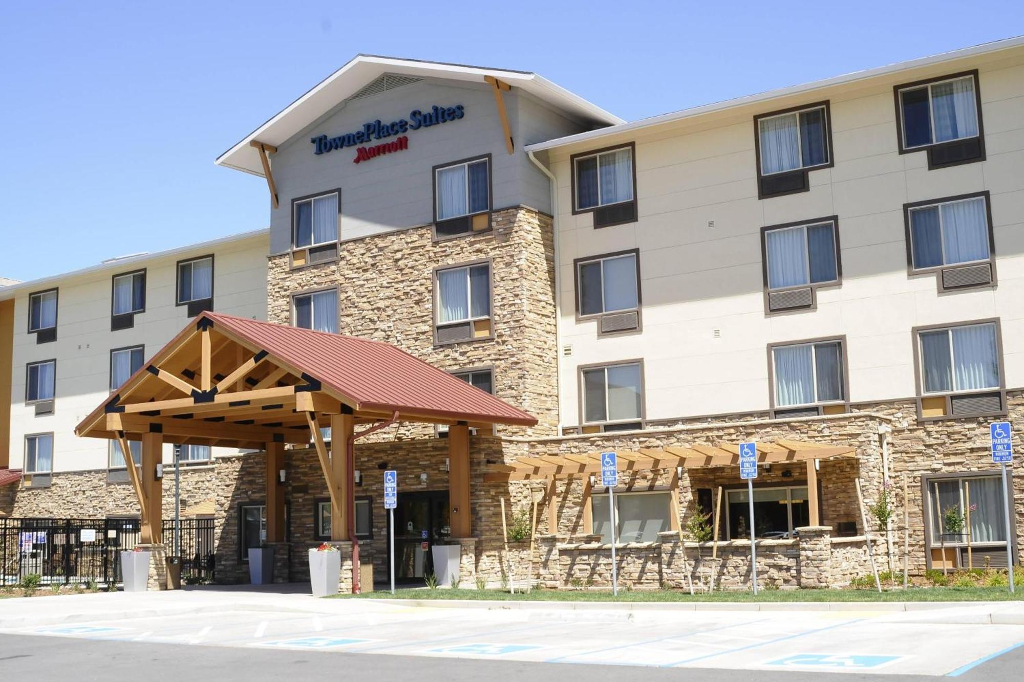 Towneplace Suites Redding Ngoại thất bức ảnh